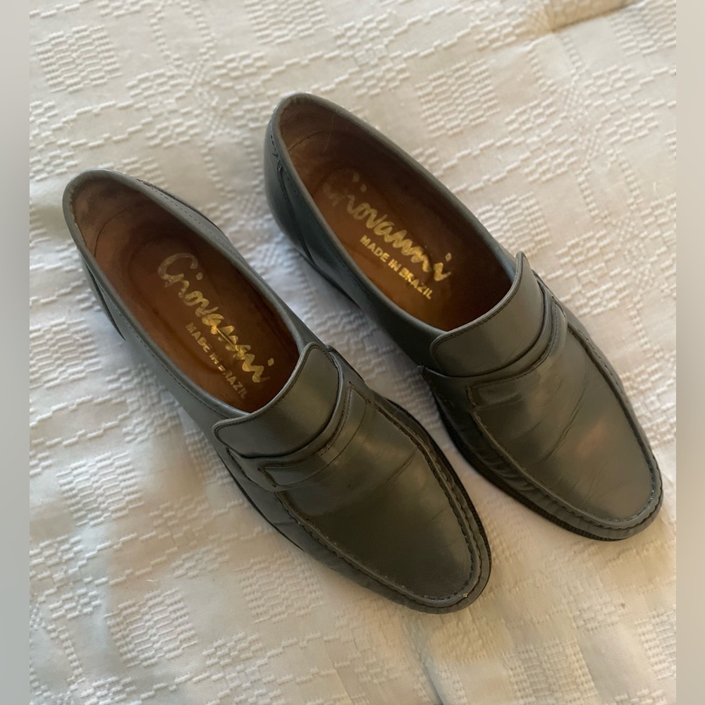 Giovanni Gray Loafers